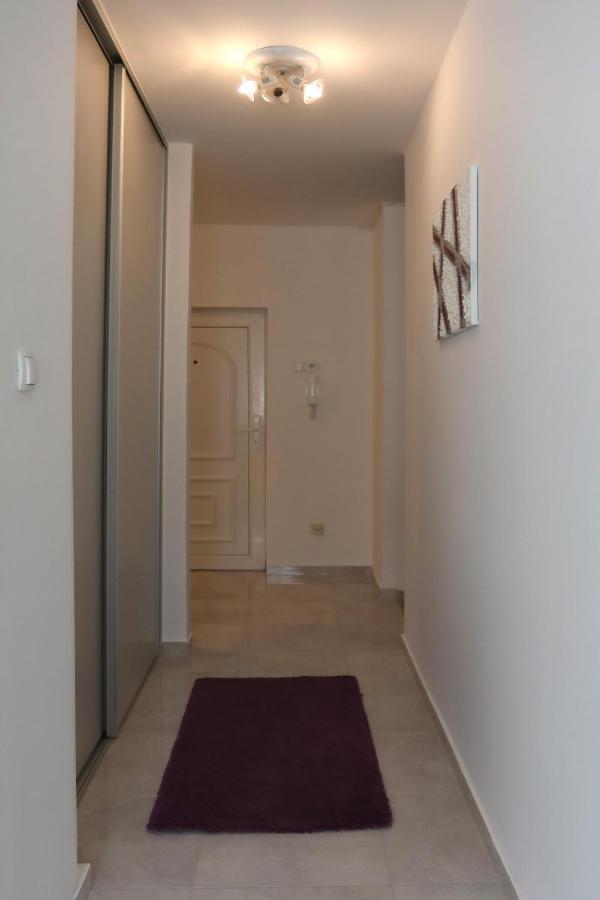 Studio Apartman Ana Osijek Ngoại thất bức ảnh